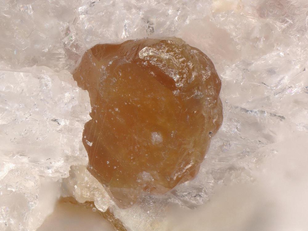 Hundholmenite-(Y)